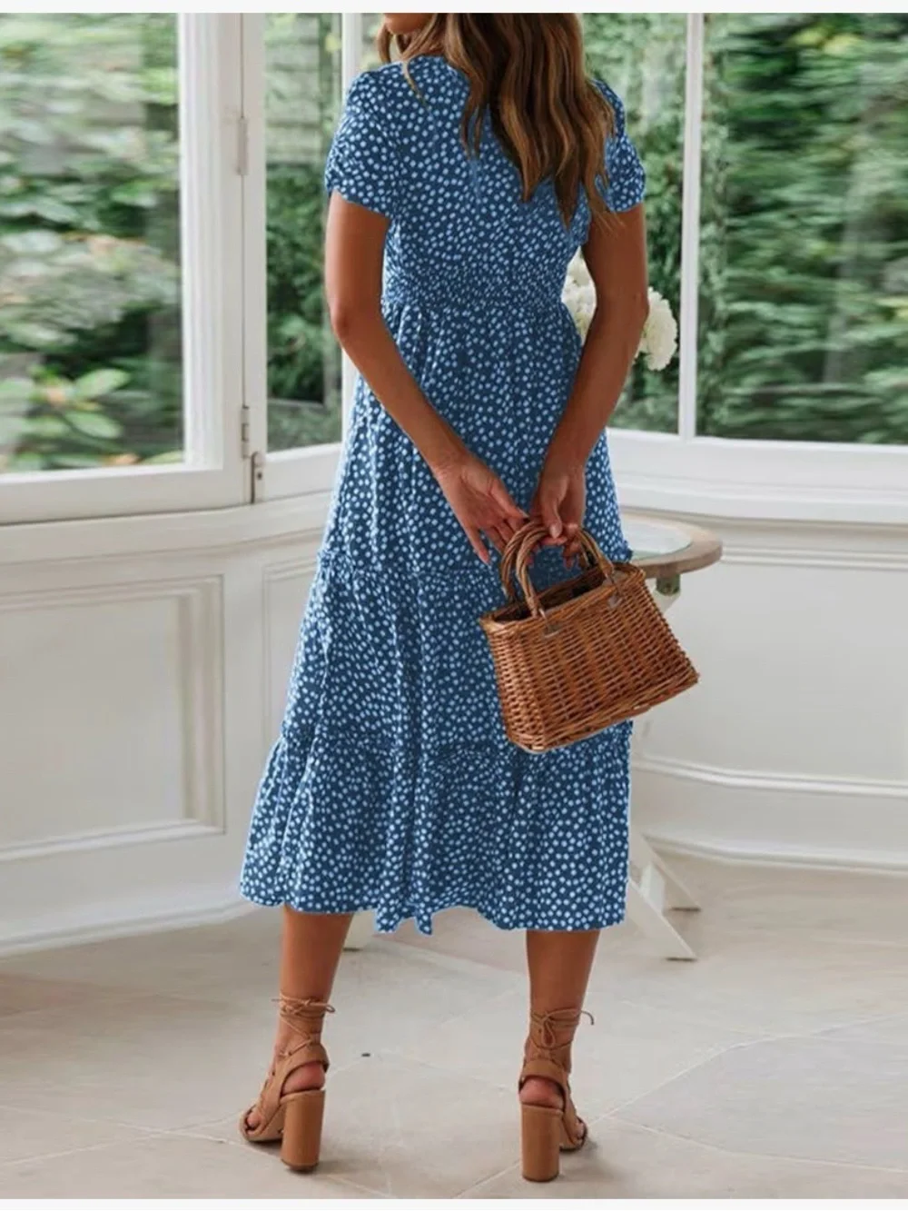 Blue Floral Midi Dress with Puff Sleeves - Picture 2 of 9